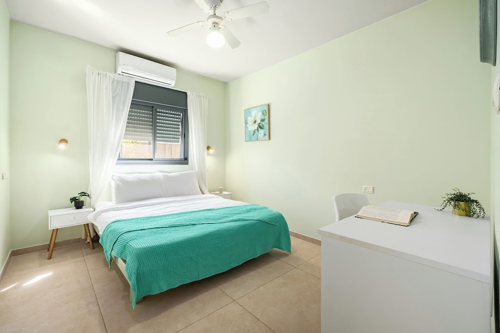 Tranquil Galilee Retreat by Sea N' Rent