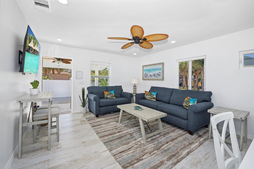 Coconut Villa A