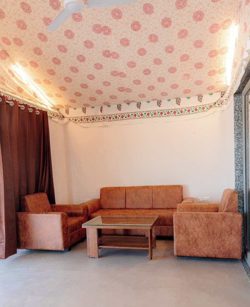 Stayguru Road to Heaven Resort