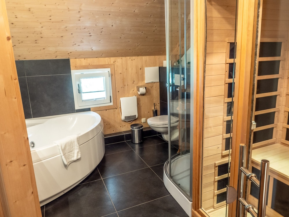 003 MW9 in Murau