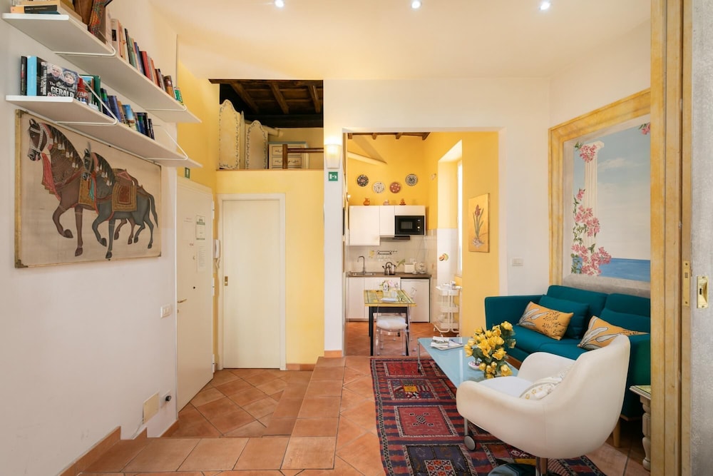 Monti Romantic Sunshine Maisonette