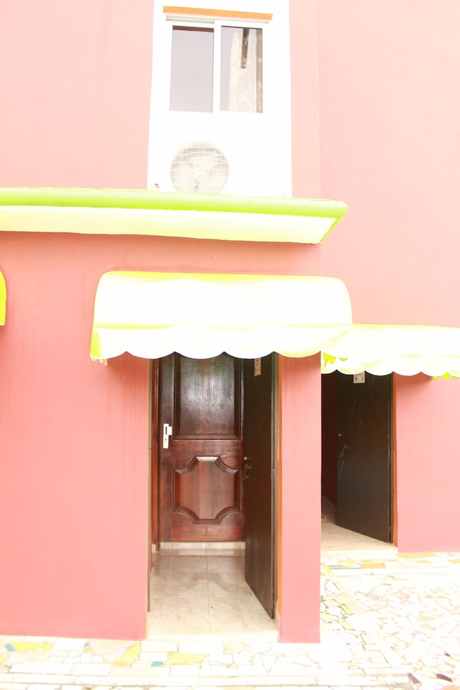 Résidence Hôtel Phivare view 2