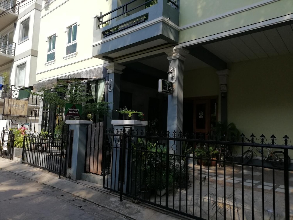 AO Apartment