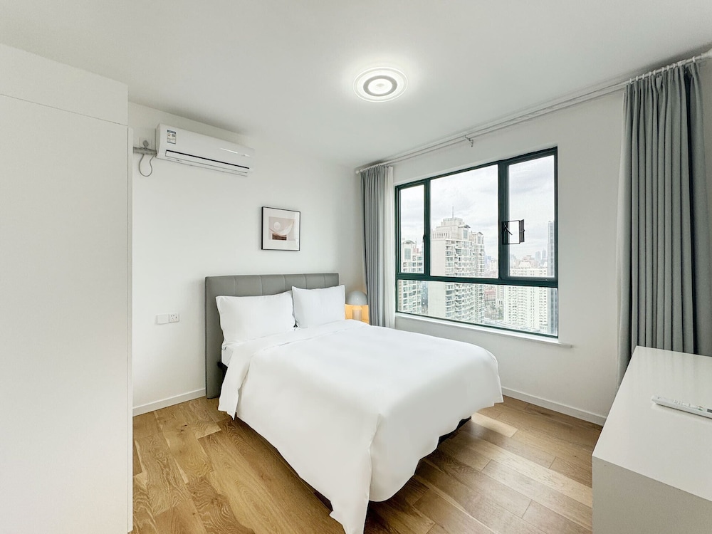 Tyms 2BR 2BA Apt Near MetroCity Line 1 9