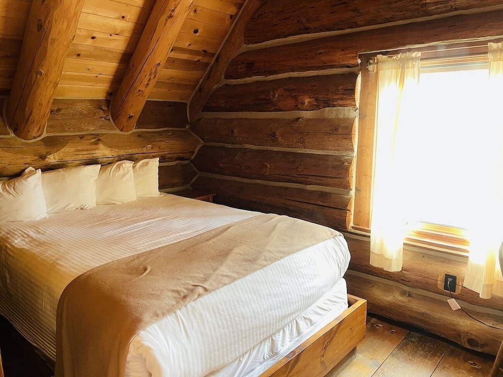 Drummond Island Resort