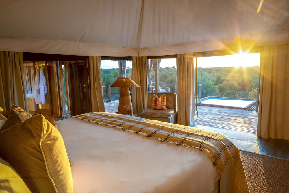 Simbavati Hilltop Lodge