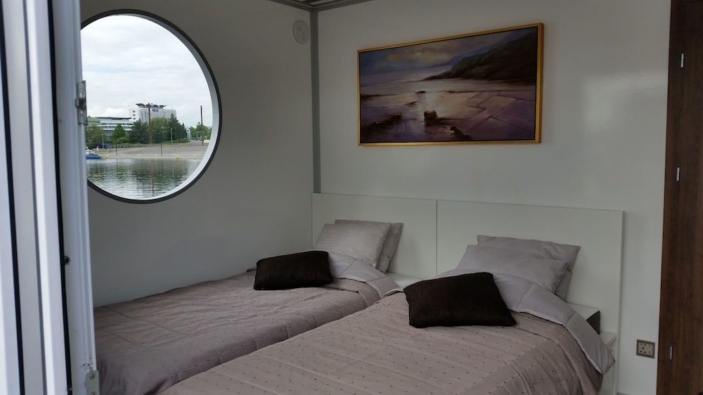 Houseboat Jyväskylä