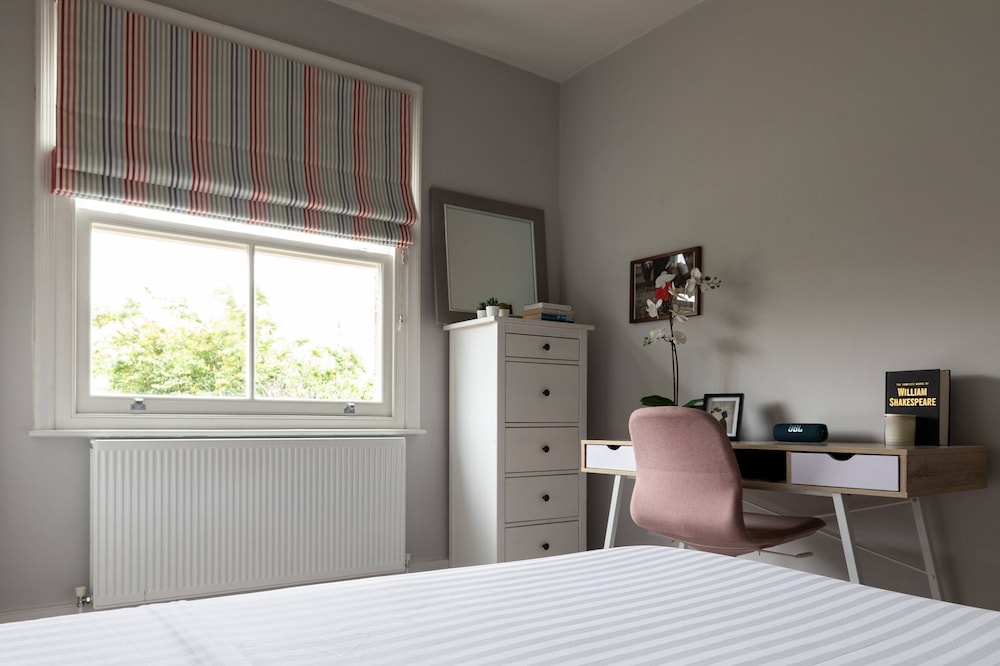 Magdalen Road by Onefinestay