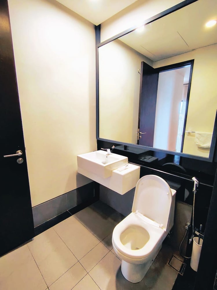 The Mews KLCC By Service Apartment