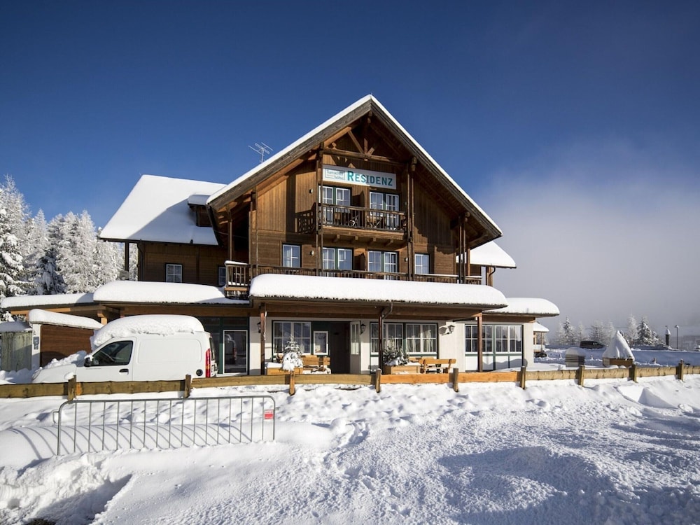 Apartment in Pine Forest Near Ski Slopes