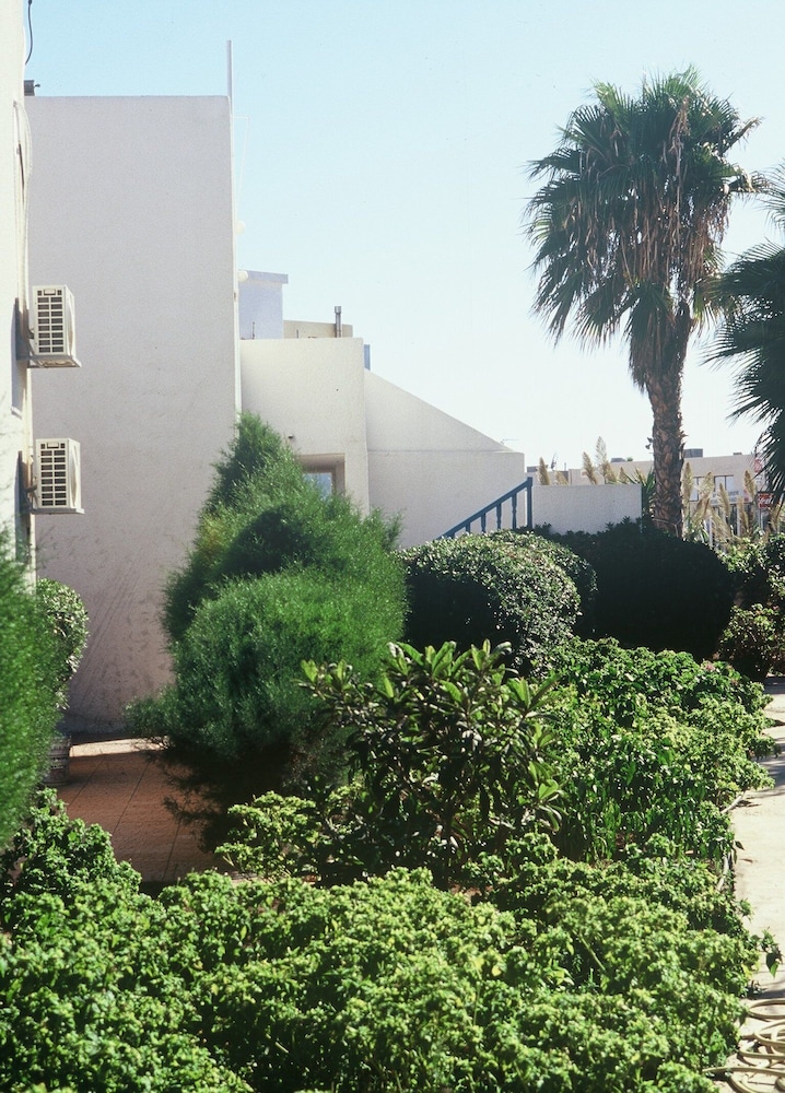 Alexia Hotel Apartments