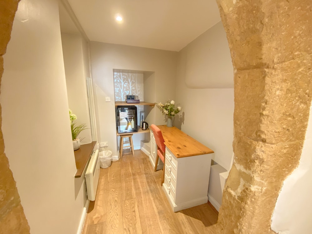 Banbury Vacations - Castle at Edgehill - Property Image 3