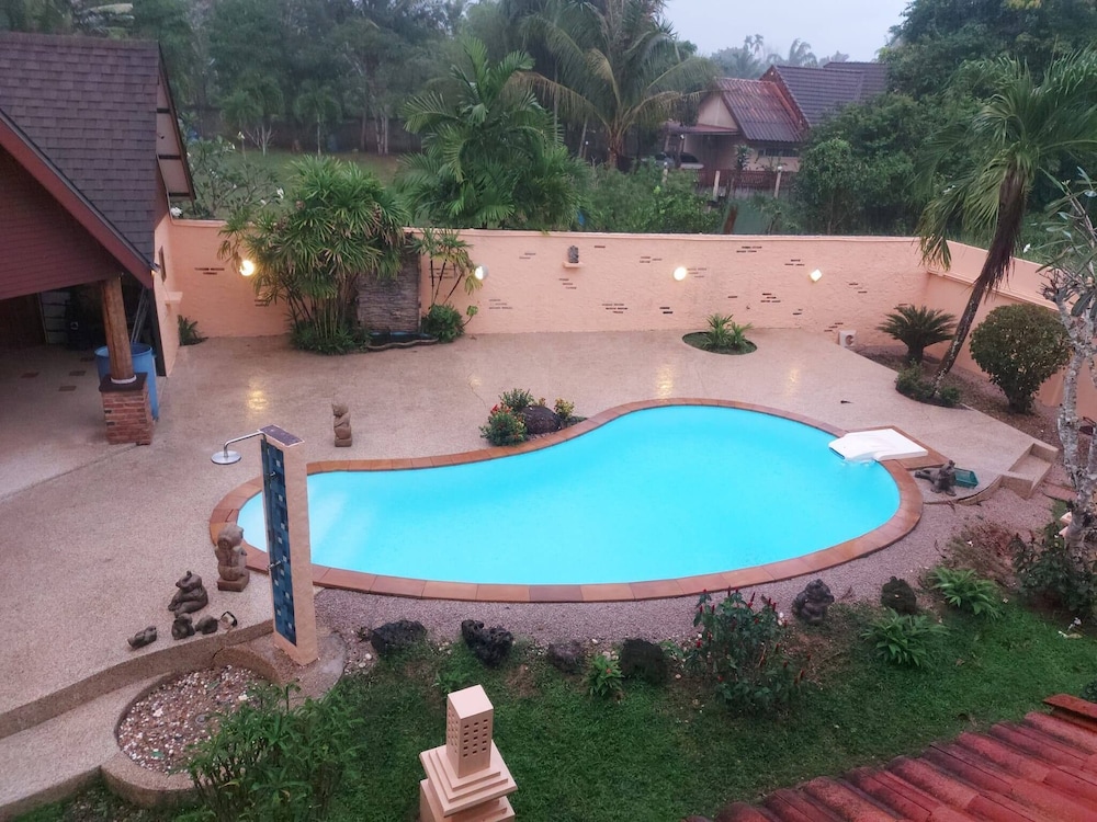Mooni Sunshine Villa