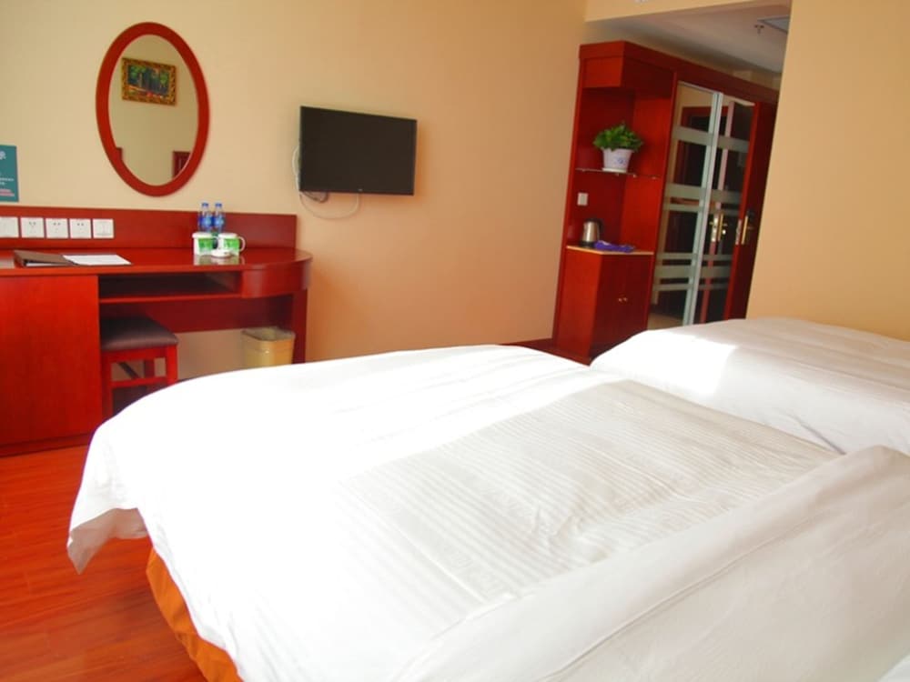 GreenTree Inn Langfang Bazhou Railway Station West Yingbin Road Express Hotel