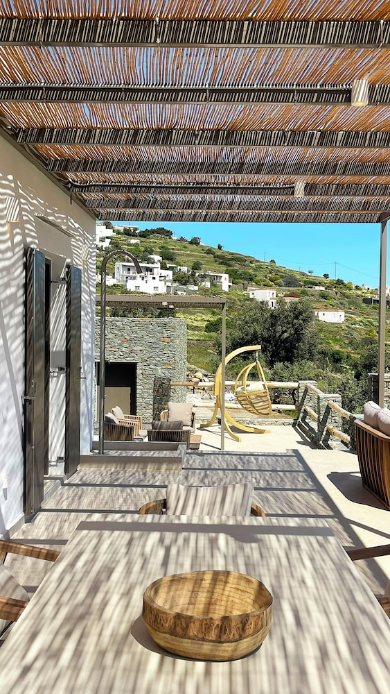 Mythic Villa