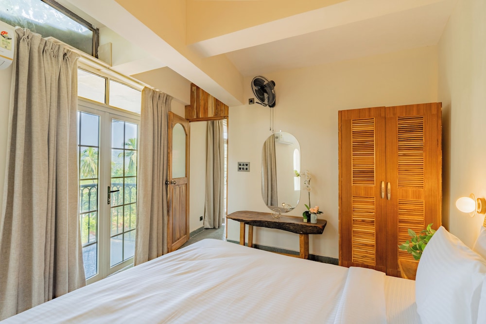 La Vaiencia Luxury Apartments