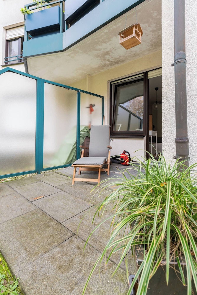 Exclusive Ludenberg Living in Stunning Area