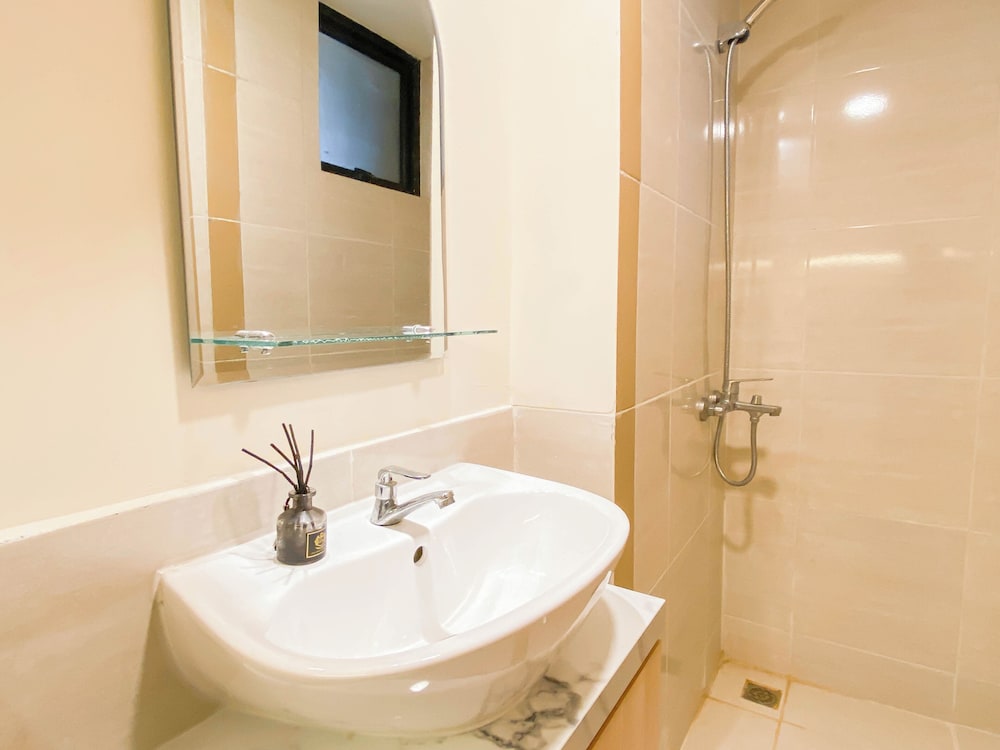 Cozy Place and Tidy 2BR Apartment Meikarta