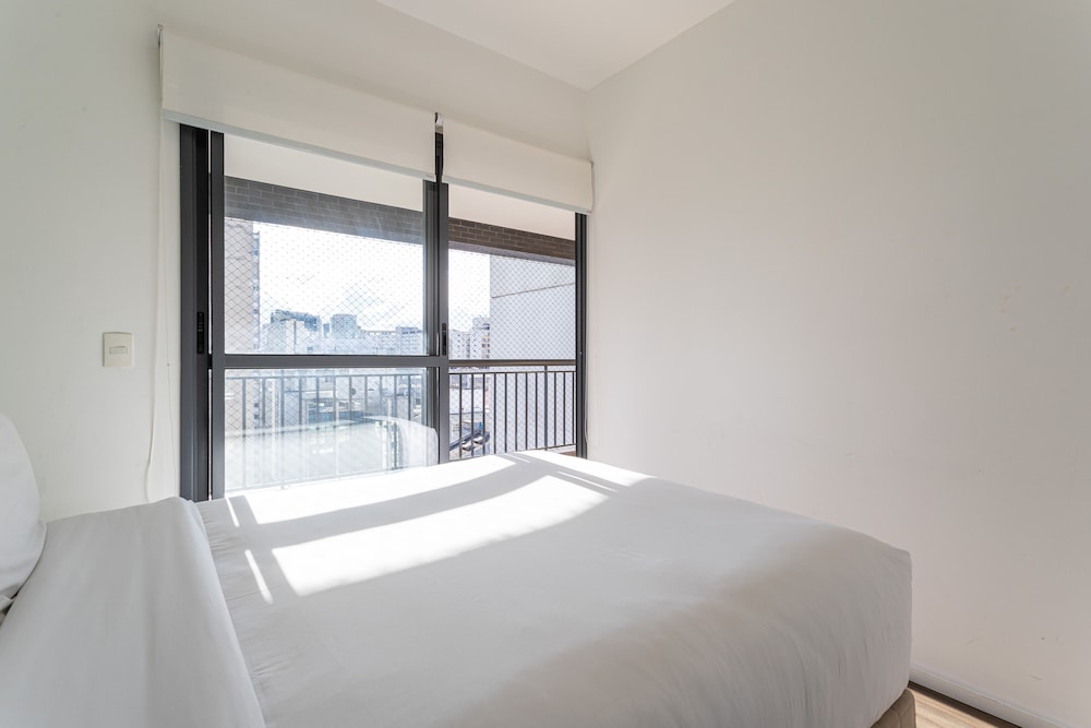 Setin Downtown Genebra by Viva - Apartamentos completos na Bela Vista com piscina