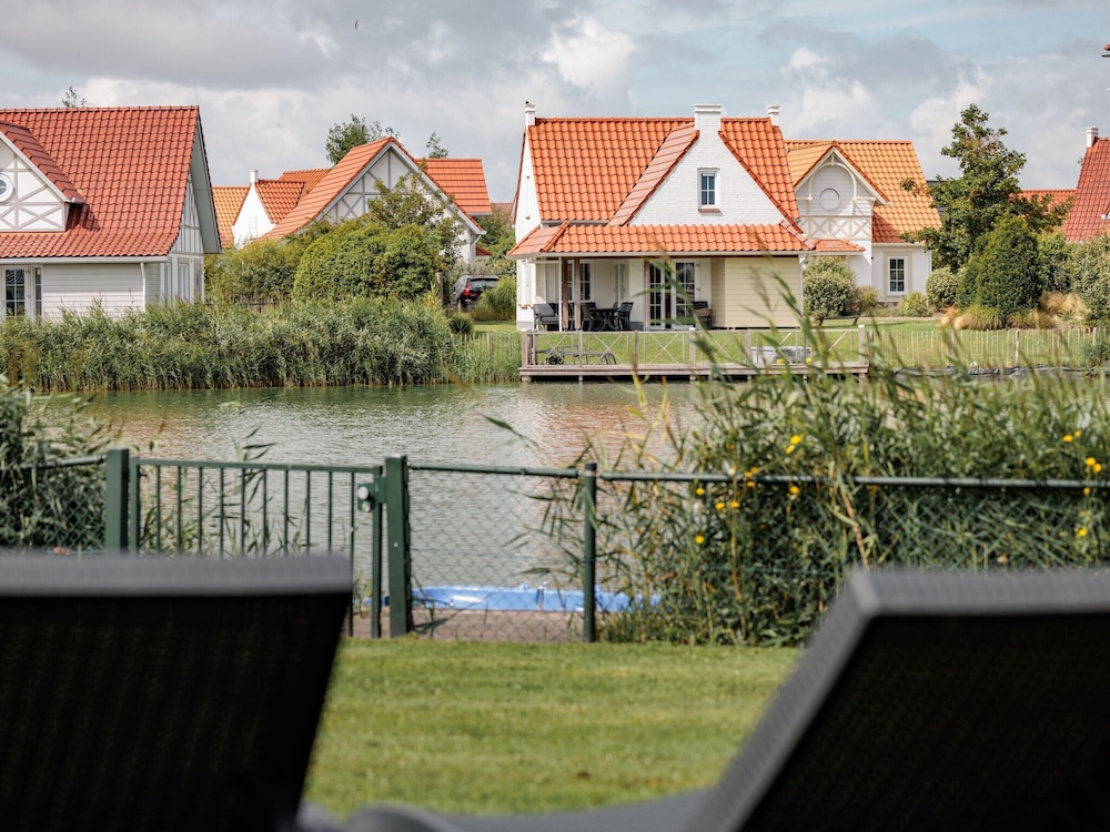 Beautiful Villa With Sauna and Rowing Boat, 400 m From the sea