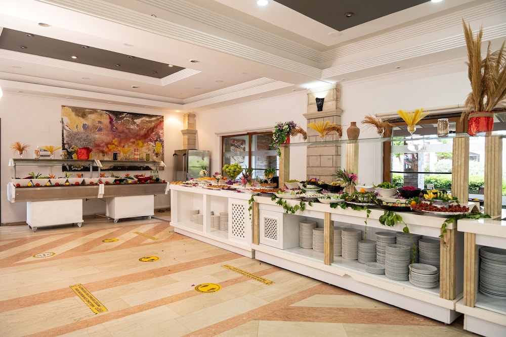 Tiana Beach Tatil Köyü - Her Şey Dahil - Image 46