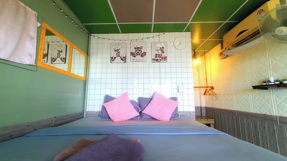 Kohchang 7 seaview bungalow