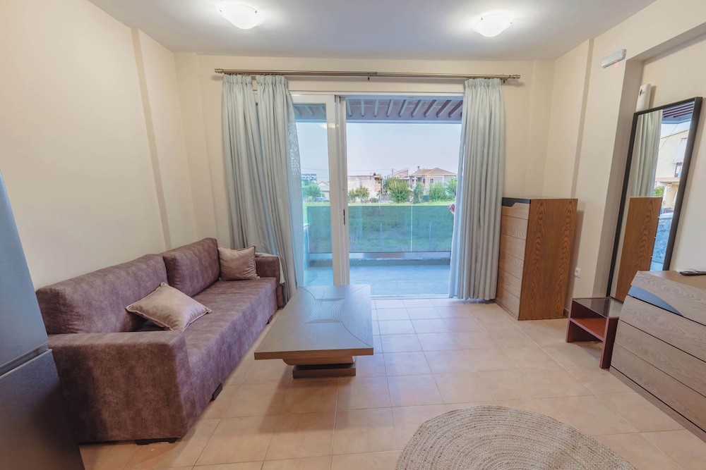 Sun Sea Escape Kourouta Beachside Getaway