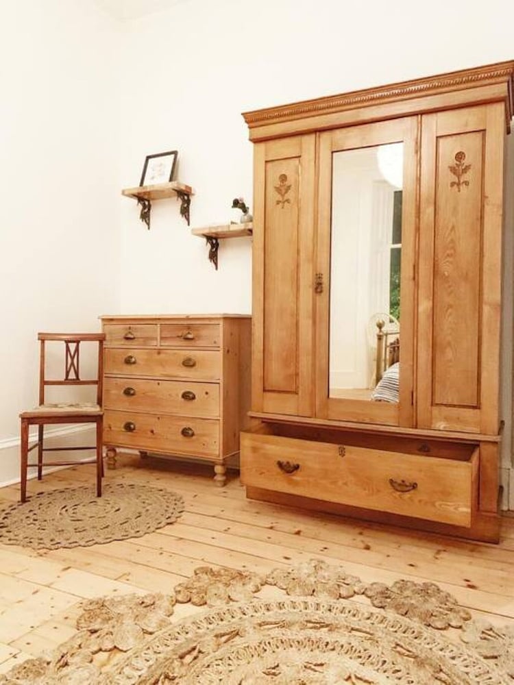 Oakshaw Apartment - Elegant Rustic Apartment in City Centre view 3