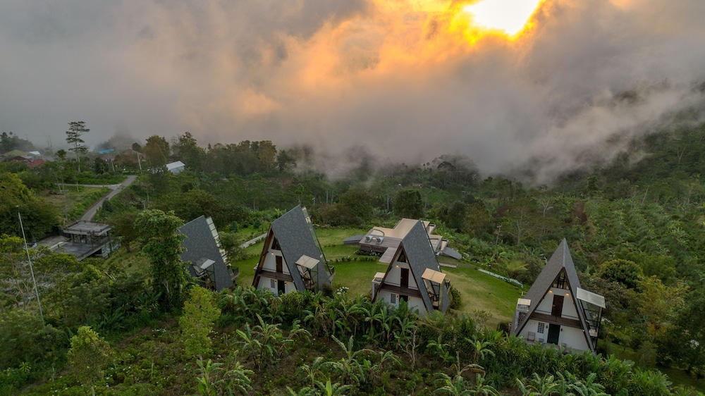 Tamblingan Village