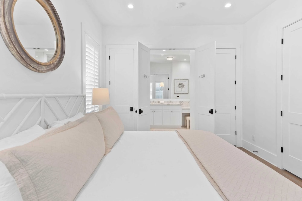 Grayt Digs by Avantstay Next to Beach, Oceanview