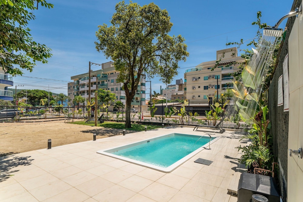 Casa alto padrão com piscina 15 pessoas