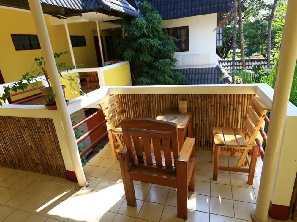 Trekker Camp Chiang Mai - Hostel