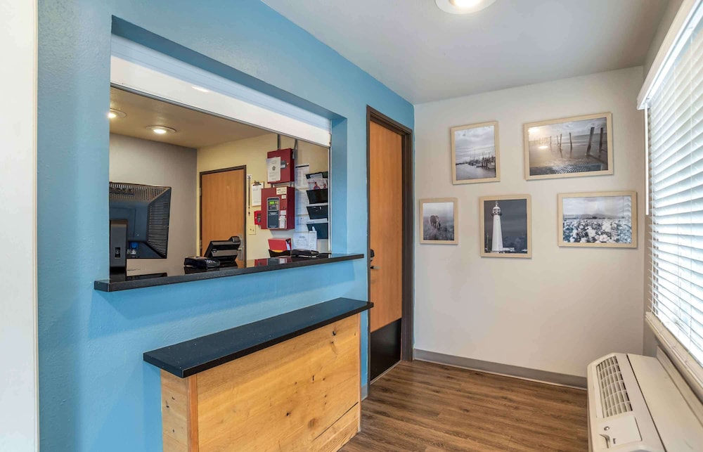 Extended Stay America Select Suites - Jackson - South