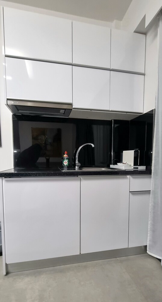 LUXSUITES