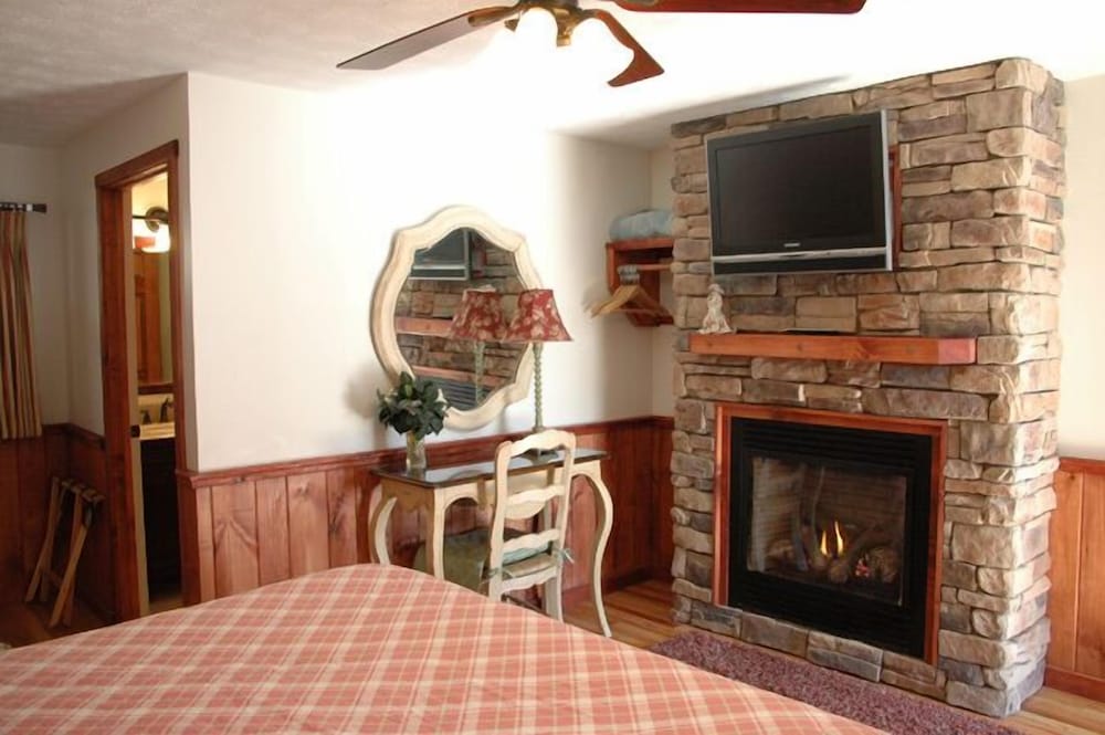 The Homestead Inn