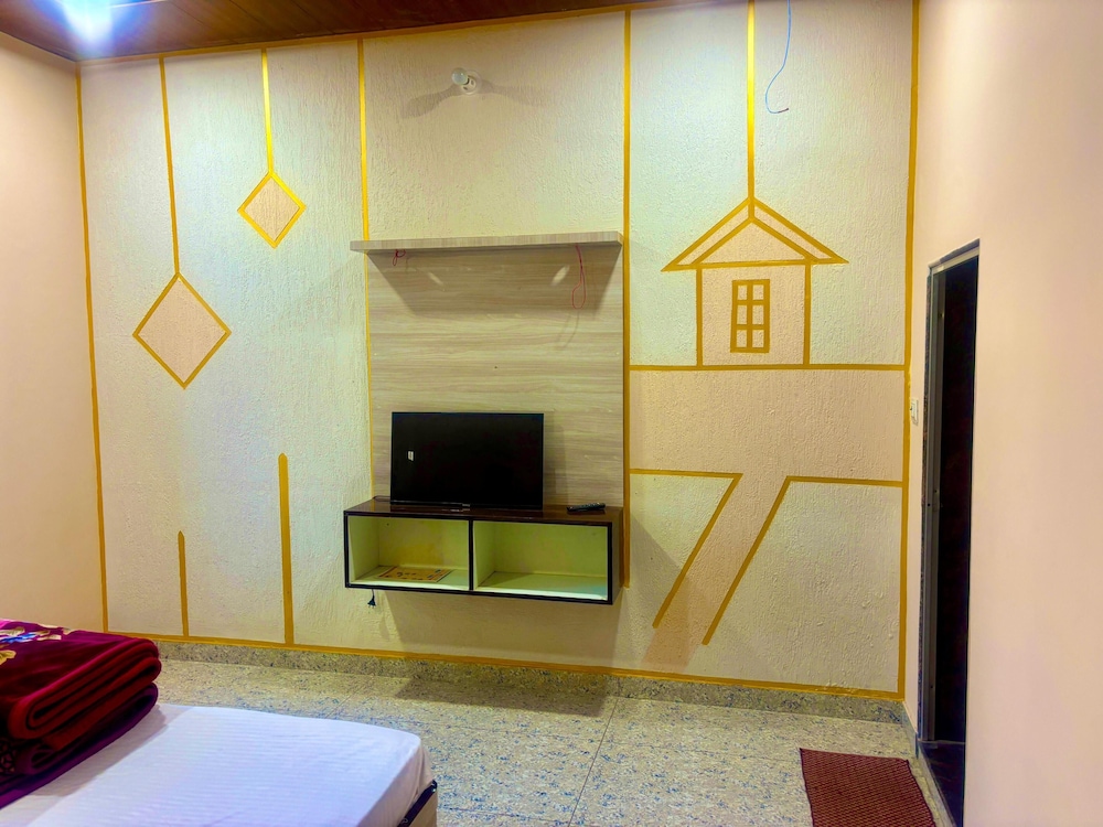 Hotel Rameshwaram Palace