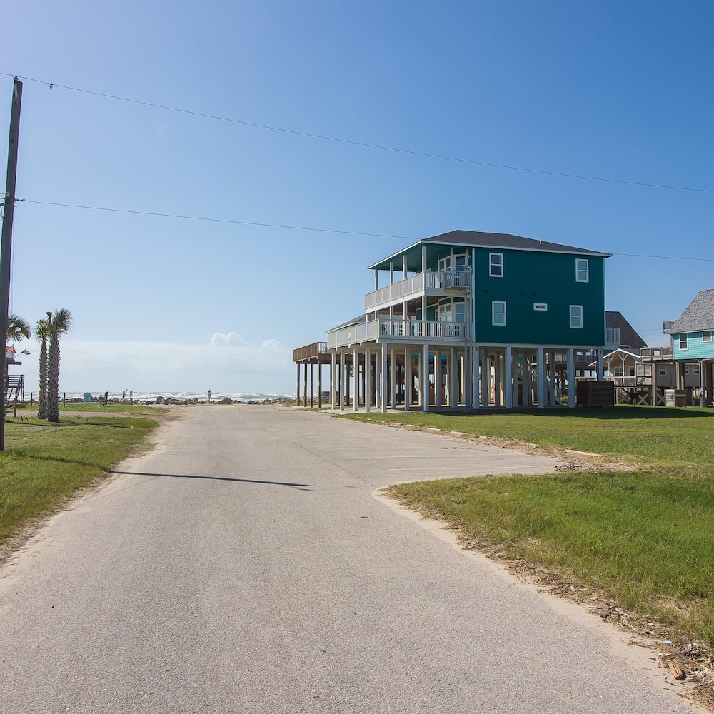 Gulf Adventures and Beachfront Relaxation Awaits