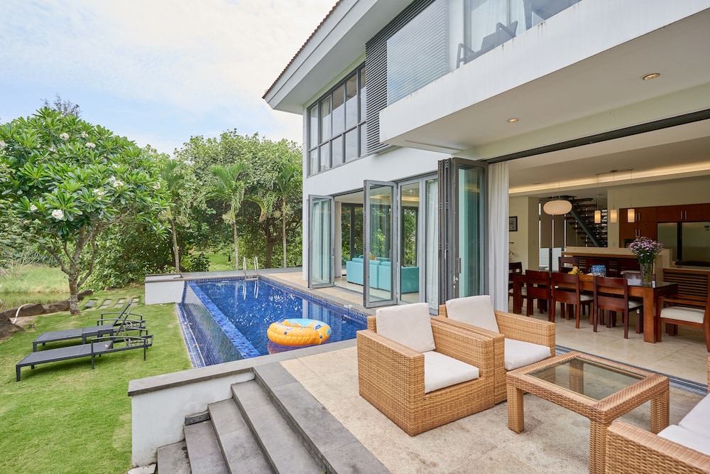 Ocean Luxury Villas Danang