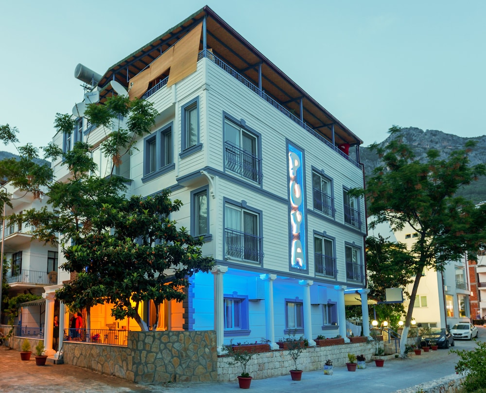 Hotel Puya - Image 1