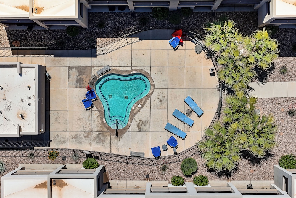 Pool Access: St George Townhome Near Trails!