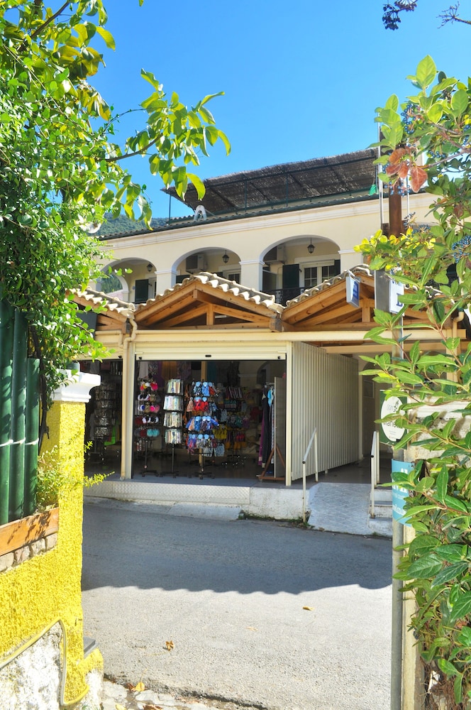 Photo 15