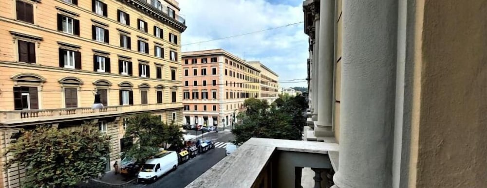 Vatican Rome Suite