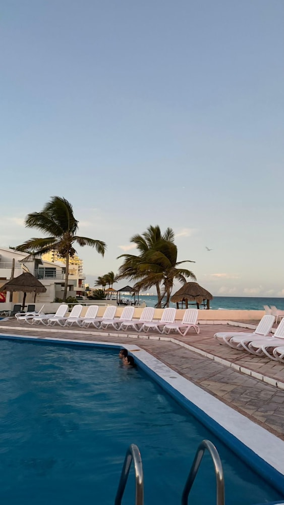 Beach Front Double Suite in Cancun
