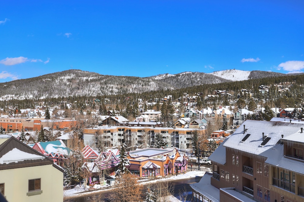 Village at Breckenridge Condos Sleeps 8 - Ski in Out + Walk downtown 2 Bedroom Apts by RedAwning