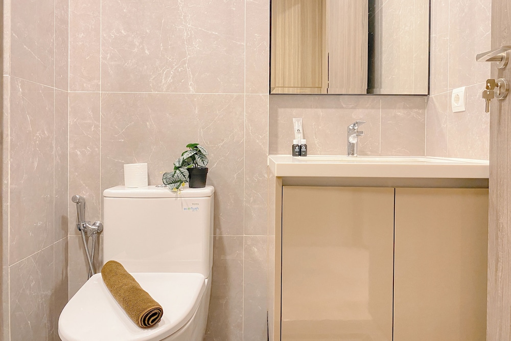 Modern Look Studio Apartment Arumaya Residence