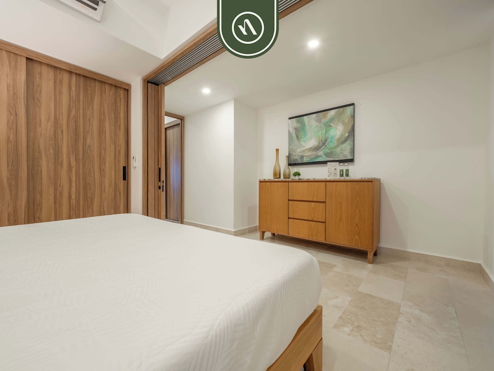 Amazing Apt With Ocean View - King Bed