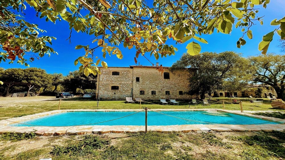 Beautiful Exclusive Pool Villa - Close to Spoleto bar Shops, Restaurants - Property Image 22