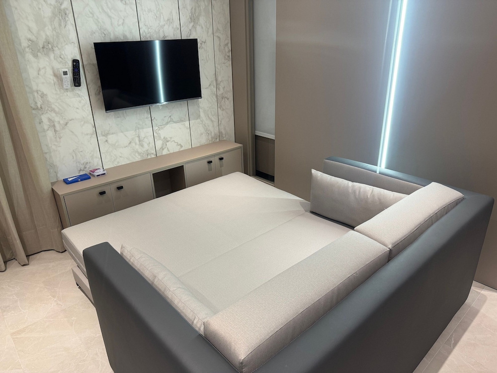 Elegance Residence