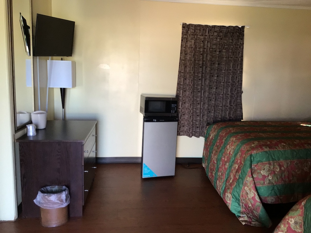 Skyland Inn