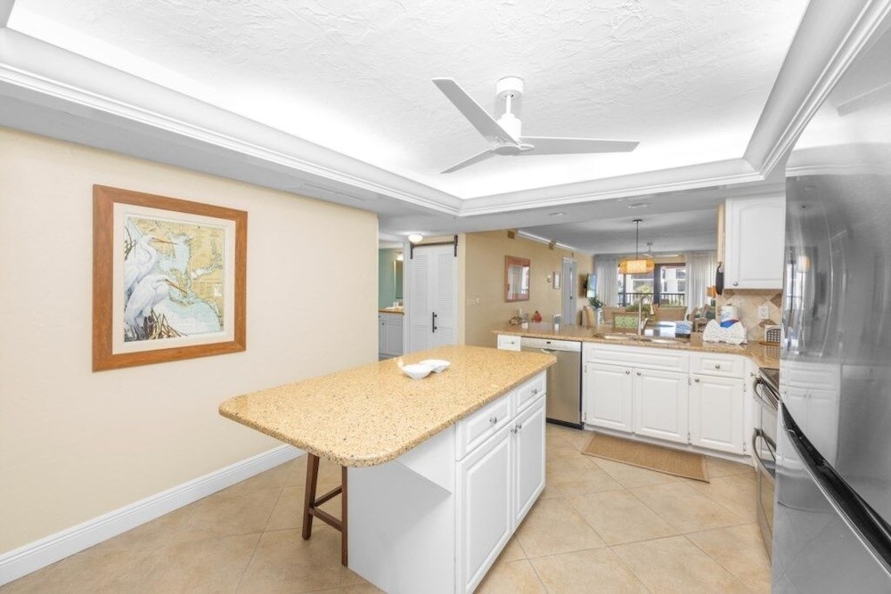 Pointe Santo B31 2 Bedroom Condo